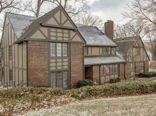 17680 Woodridge Ct, South Bend, IN