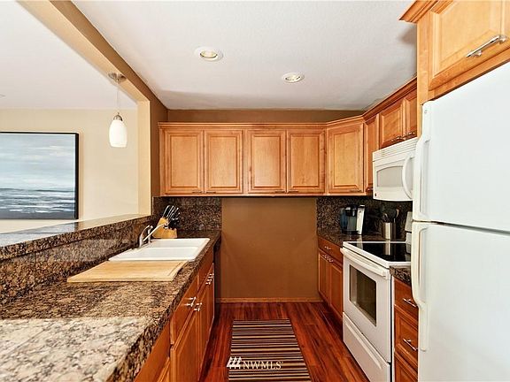 5th image of 12701 NE 83rd Ct Unit B