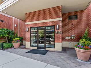 515 Main St APT 401, Evanston, IL 60202