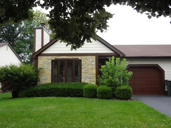 7621 Pickett Ln, Columbus, OH 43235