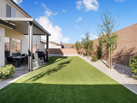 5th image of 3476 E Red Pine Way