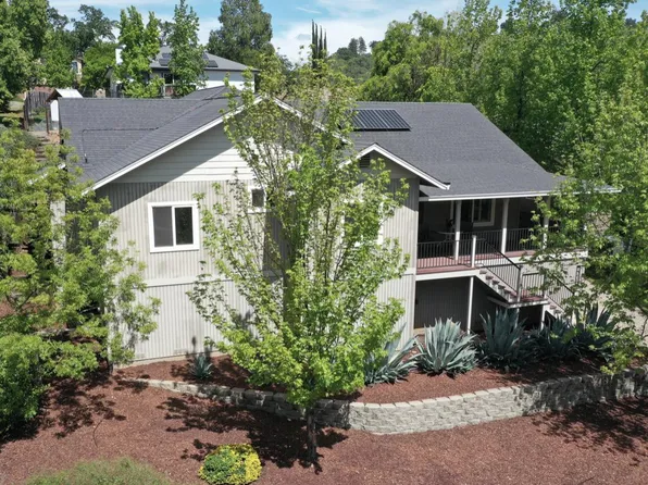 1235 Suzanne Dr, Angels Camp, CA 95222