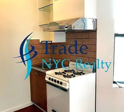 5th image of 191 Henry St APT 16