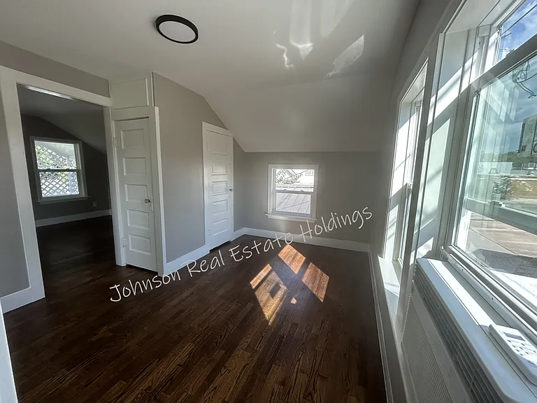 212 1/2 S Wyandotte Ave #212-1/2 — Photo 10