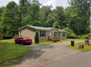 825 Kentucky Rd, Summersville, WV 26651