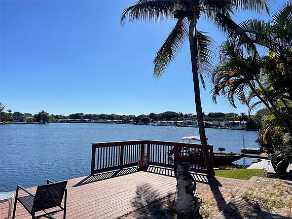 3rd image of 3010 Cove Drive