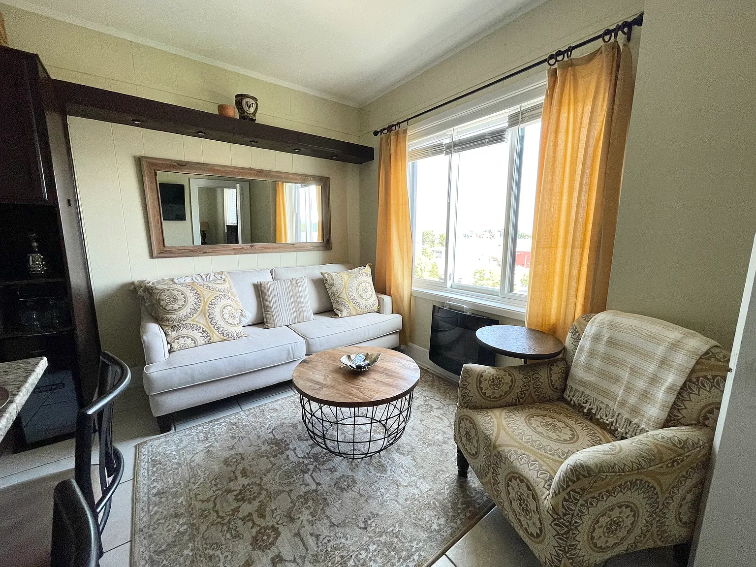 1 bed, 574 sqft, $1,475 — Photo 3