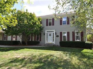 20315 Wynfield Ln, Brookfield, WI 53045