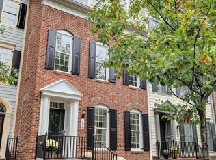 1856 Carpenter Rd, Alexandria, VA 22314