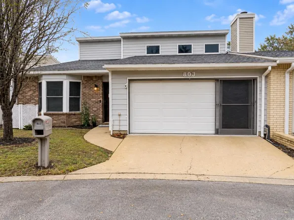 803 Holbrook Cir, Fort Walton Beach, FL 32547