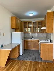 Rented by Peter Meskouris LREB