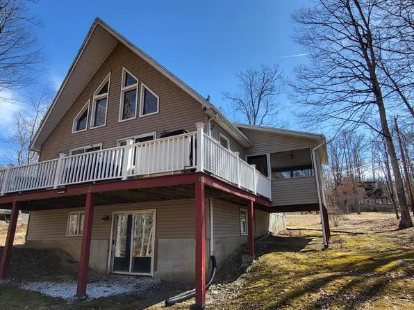 154 Dunchurch Dr, Bushkill, PA 18324