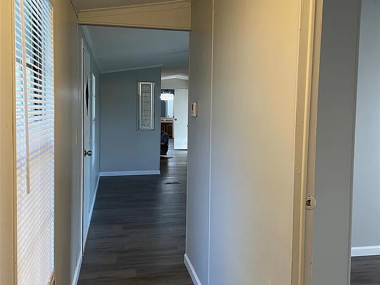 228 Hambrick Rd — Photo 16