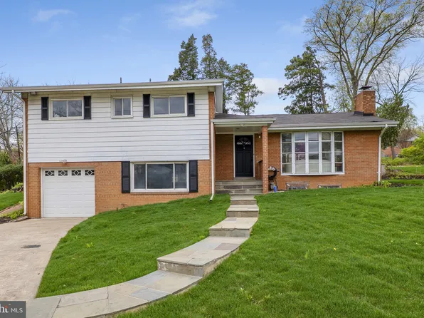 9202 Cedarcrest Dr, Bethesda, MD 20814