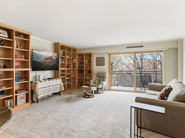 210 W Grant St APT 516, Minneapolis, MN 55403