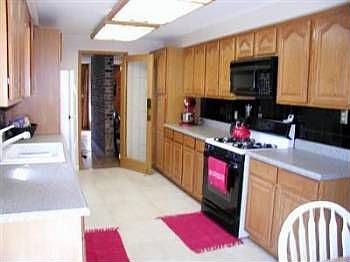 3rd image of 6512 192nd Ave E