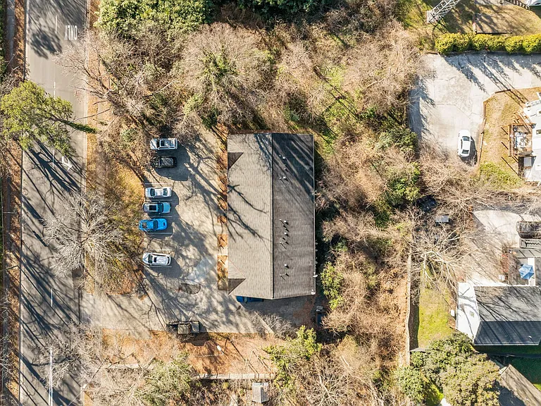 1605 N Roxboro St — Photo 19