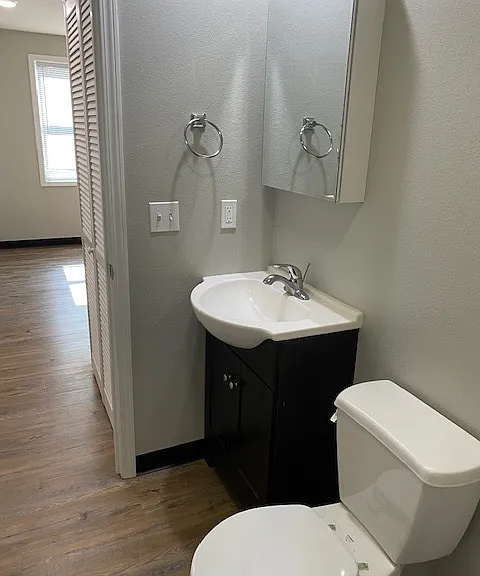 902 N Rolla St — Photo 11