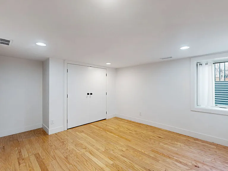 712 Harrison St — Photo 19