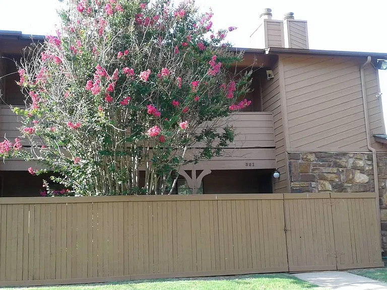 3402 S Winston Ave — Photo 5