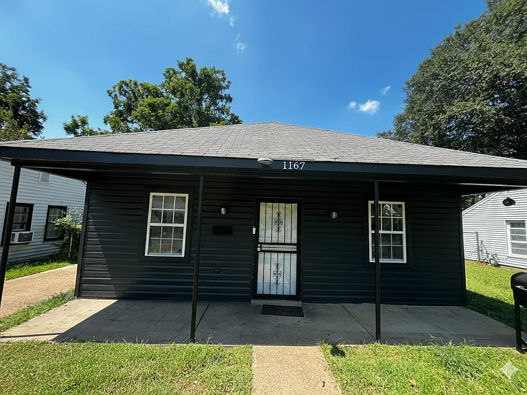 1167 Bradley St — Photo 1