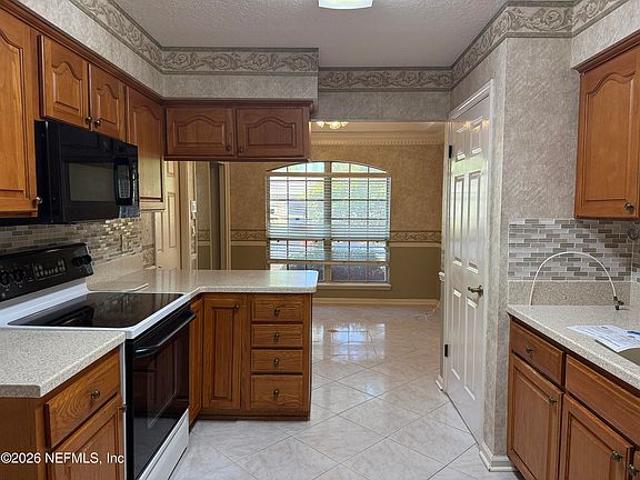 5th image of 2358 STONEBRIDGE Drive