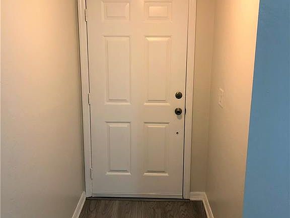 5th image of 110 E Glassboro Ct #1