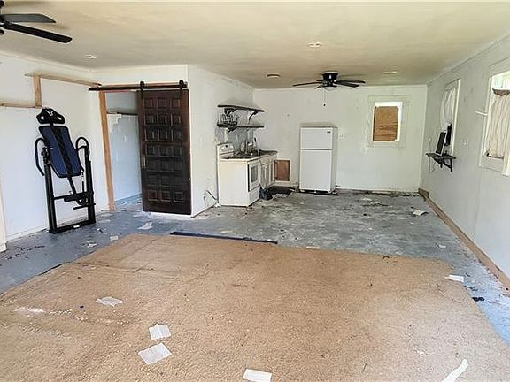 2nd image of 4191 Delaware Rd