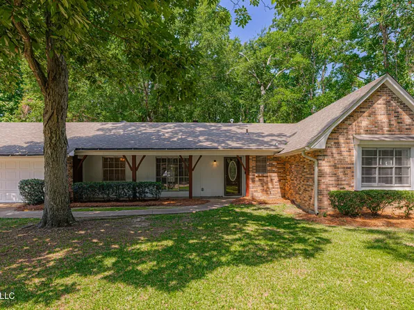 5756 Gladewood Dr, Jackson, MS 39211