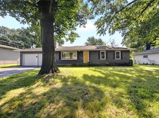 8 Dundee Dr, Columbia, MO 65203