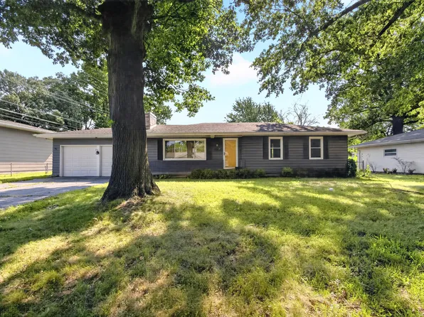 8 Dundee Dr, Columbia, MO 65203