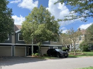 110 Bonney Ct, Bridgewater, NJ 08807