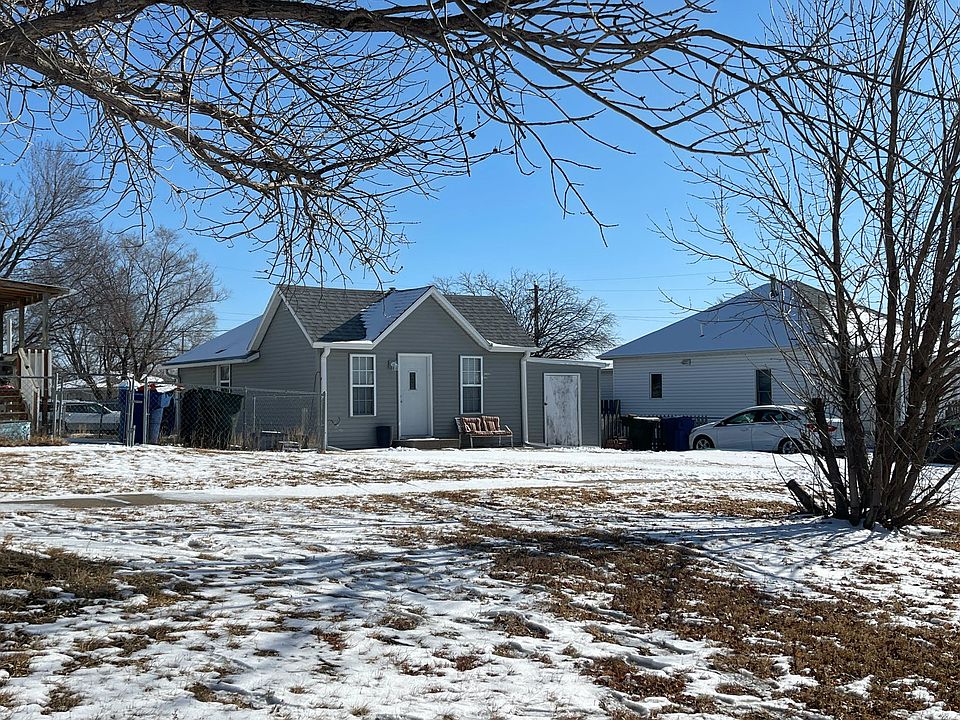 2nd image of 1309 C Ave