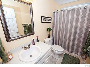 410 Lassiter Farms Ln, Clayton, NC 27520