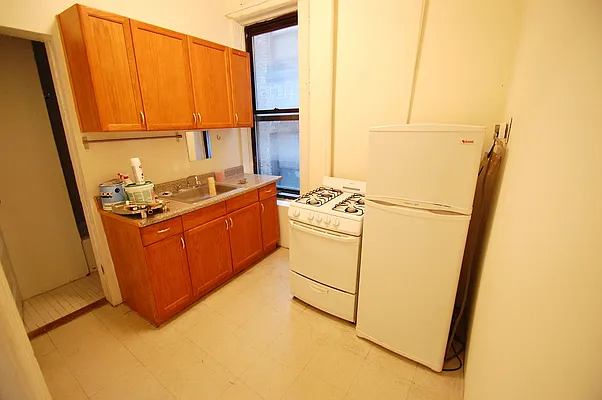 Rented by Bold New York | media 30