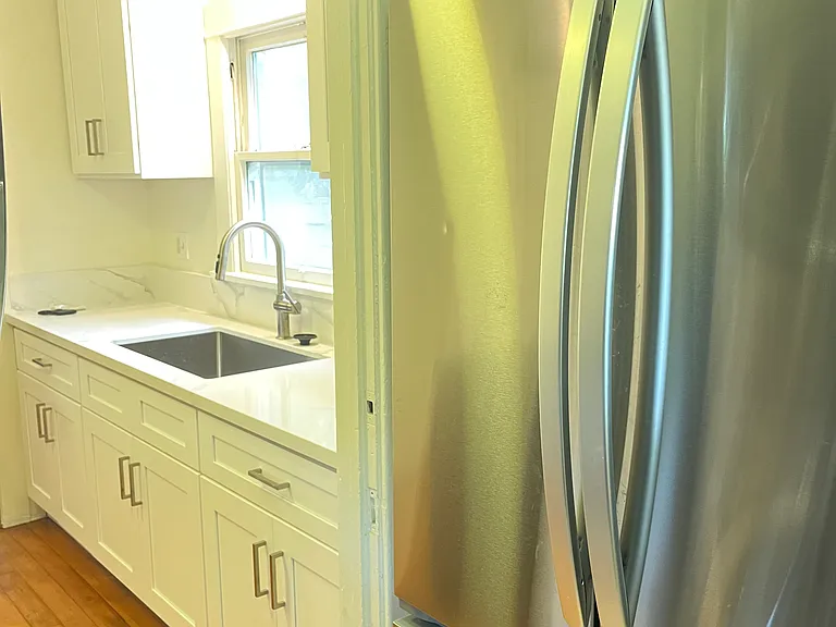 807 N Wilson Ave — Photo 17