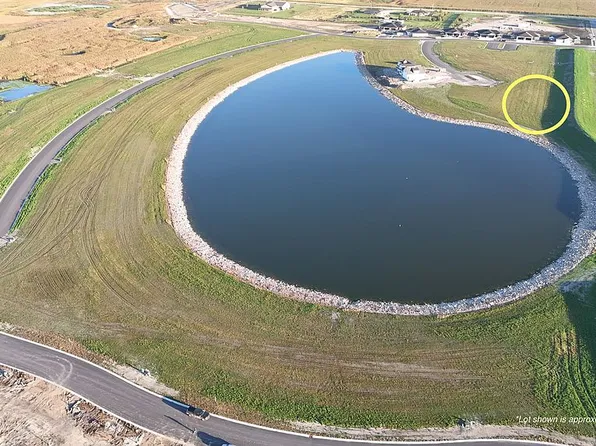 516 Cambree Ct, Aberdeen, SD 57401