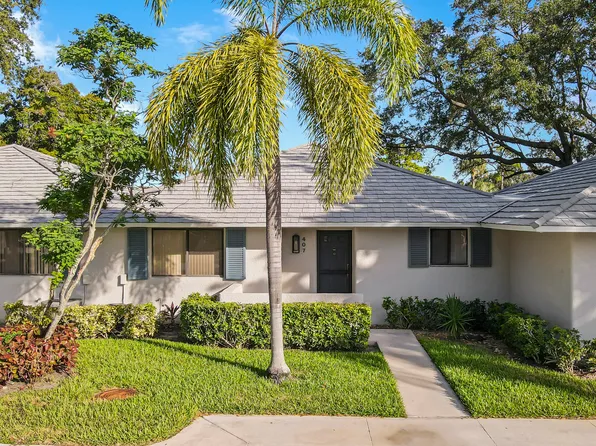 407 Club Drive, Palm Beach Gardens, FL 33418