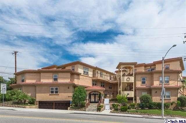1st image of 4110 La Crescenta Ave APT 114