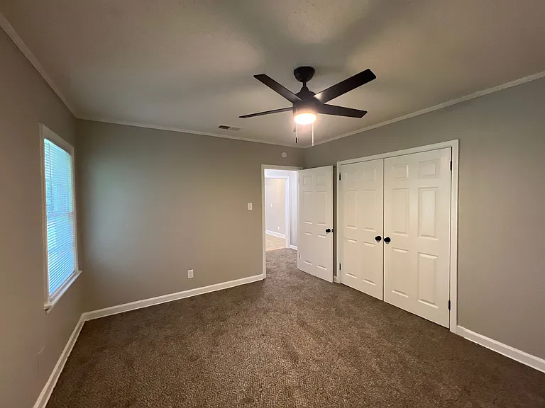 3101 Douglass Ave — Photo 11