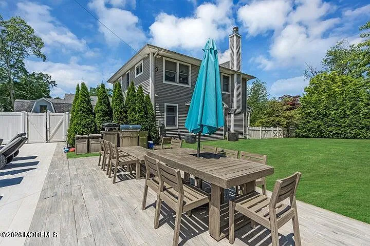 250 Alpern Ave — Photo 7
