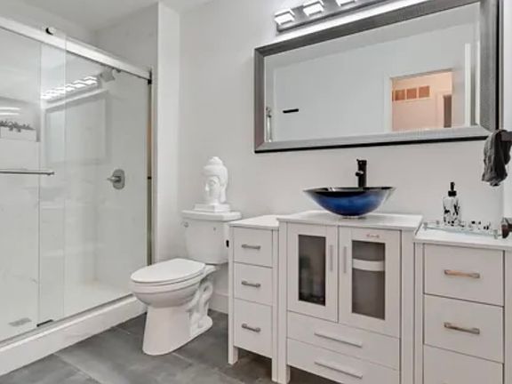 5th image of 4818 Highpoint Dr NE