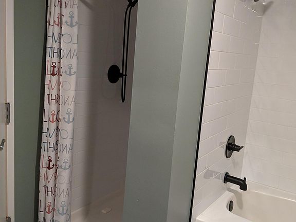 2nd image of 123 W Polk St #101