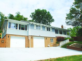 1771 Gill Hall Rd, Finleyville, PA 15332