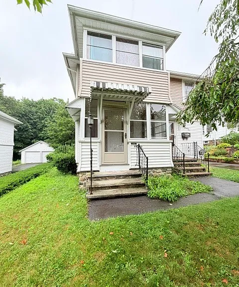 84 Putnam St — Photo 1