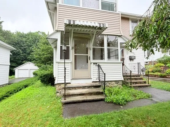 84 Putnam St, Bristol, CT 06010