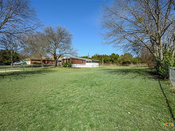 2nd image of 935 Ramblewood St