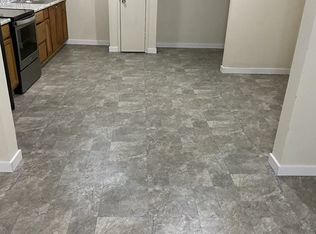 648 Palisades Dr, Pacific, MO 63069