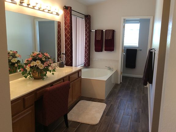 Master Bedroom Bath