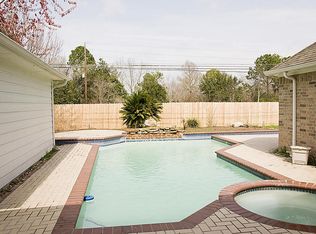 3807 Clarestone Dr, Pearland, TX 77584